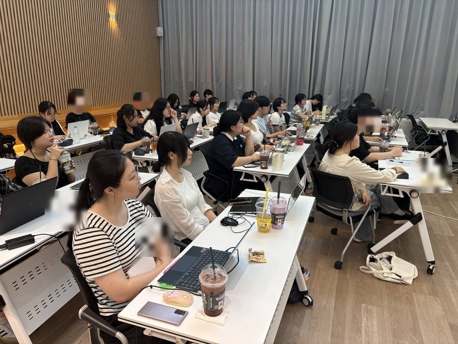 생성형 AI 업무 활용 강의 진행